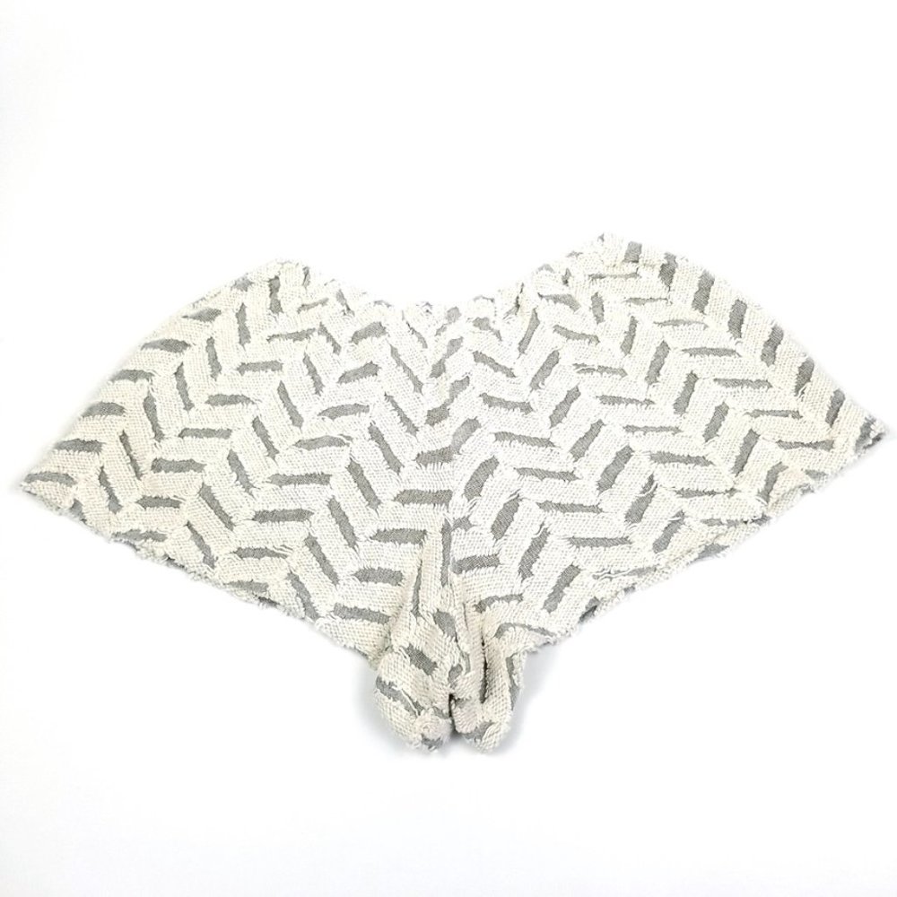 KOCH | Textured Knit Herringbone Shorts White Grey - Picture 5 of 12